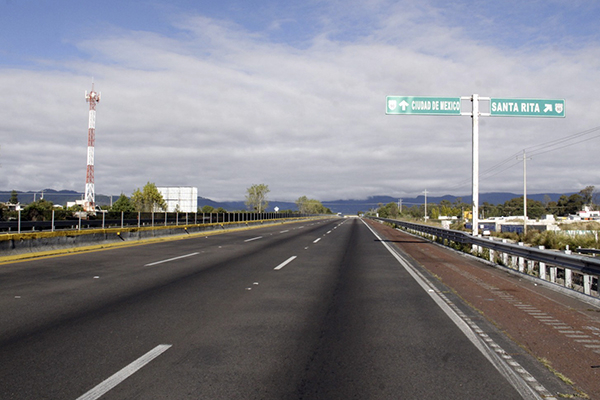 Robos y accidentes, caracterizan a la Autopista México-Puebla
