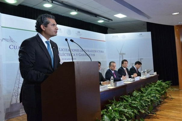 CFE anuncia 24 megaproyectos, entre ellos cinco gasoductos