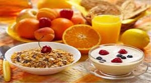 5 poderosas razones por las cuales no debes saltarte el desayuno