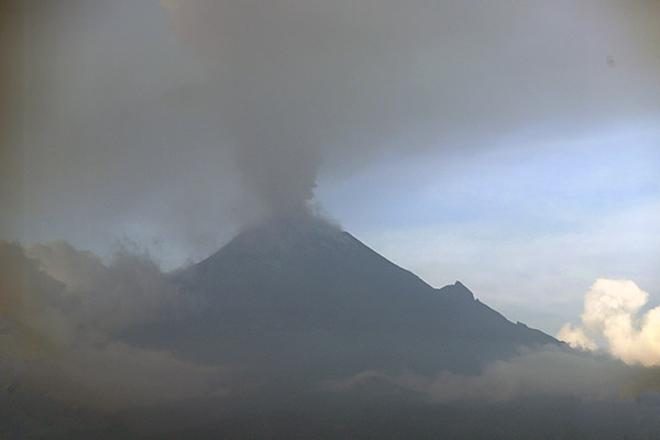 FUMAROLA . VOLCÁN POPOCATÉTL