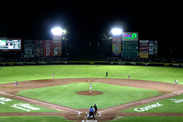 POL-pericos-estadio