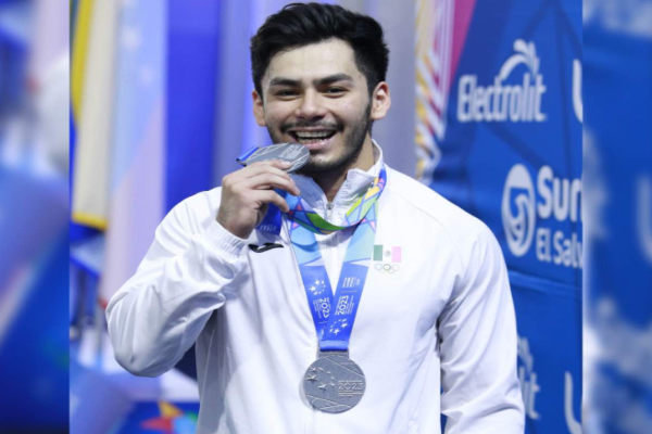 Jorge Cárdenas obtiene plata para México en halterofilia de Centroamericanos