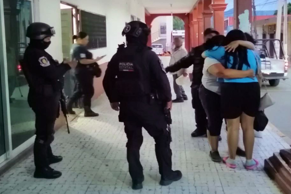 Localizan en Guerrero a mujer reportada como no localizada en Puebla