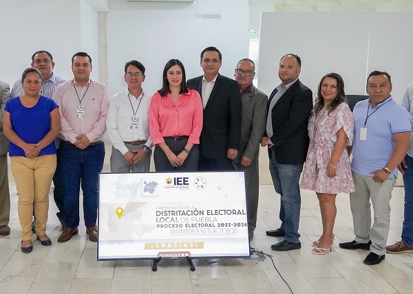 Integrantes del IEE presentan redistritación