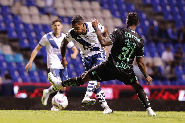 Puebla cae 2-3 ante Santos Laguna