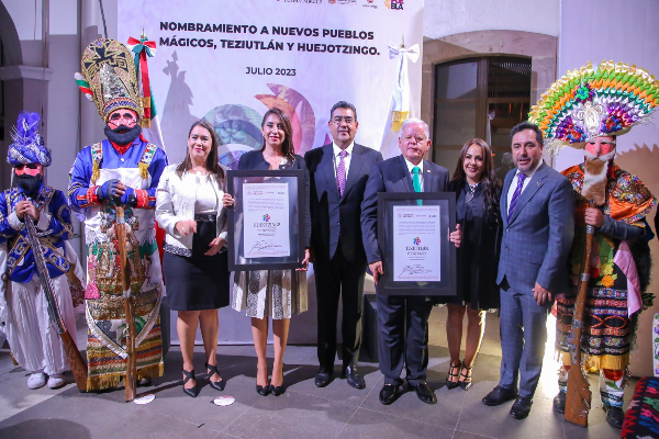 Teziutlán y Huejotzingo reciben nombramiento como Pueblos Mágicos