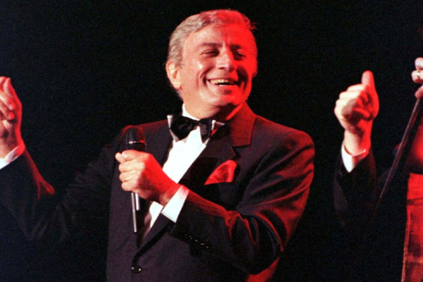 Muere Tony Bennett, ícono de la música norteamericana