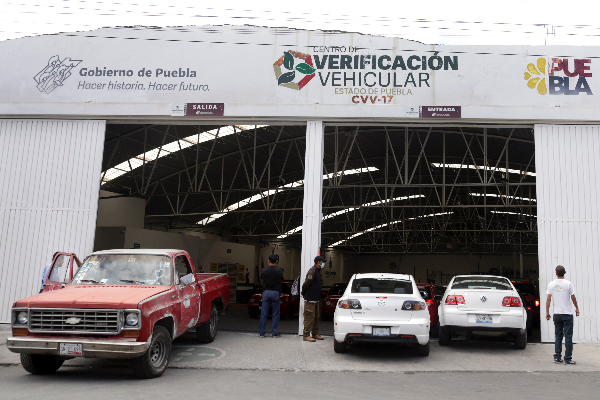 ¿Conoces los nuevos horarios de atención de verificentros en Puebla?