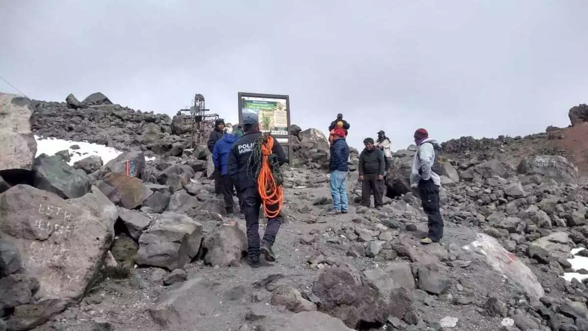 Mueren al menos cuatro personas tras accidente en el Pico de Orizaba
