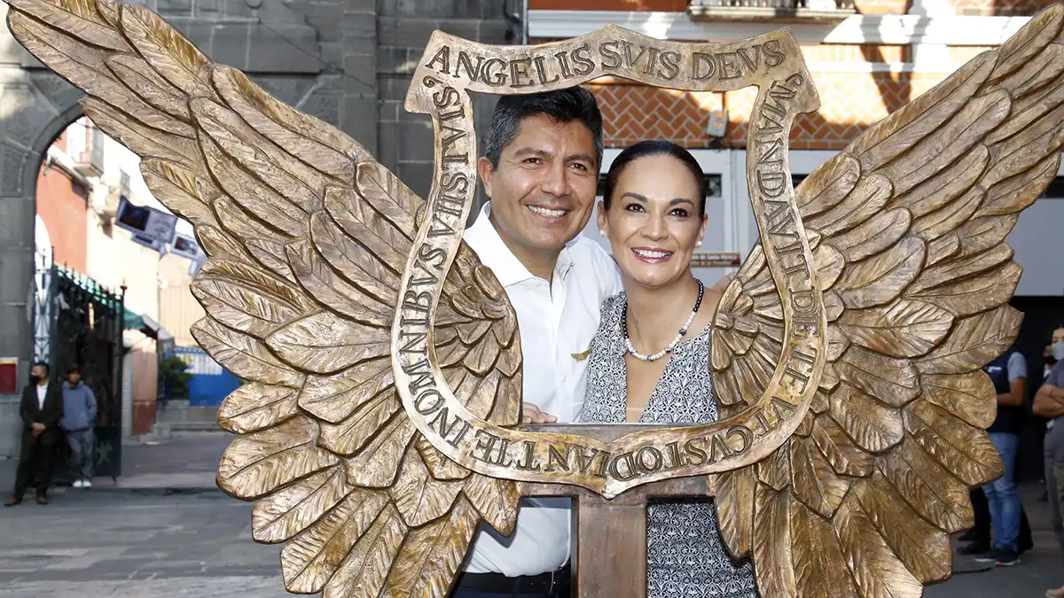 Ayuntamiento de Puebla asegura que alas de bronce fueron recuperadas