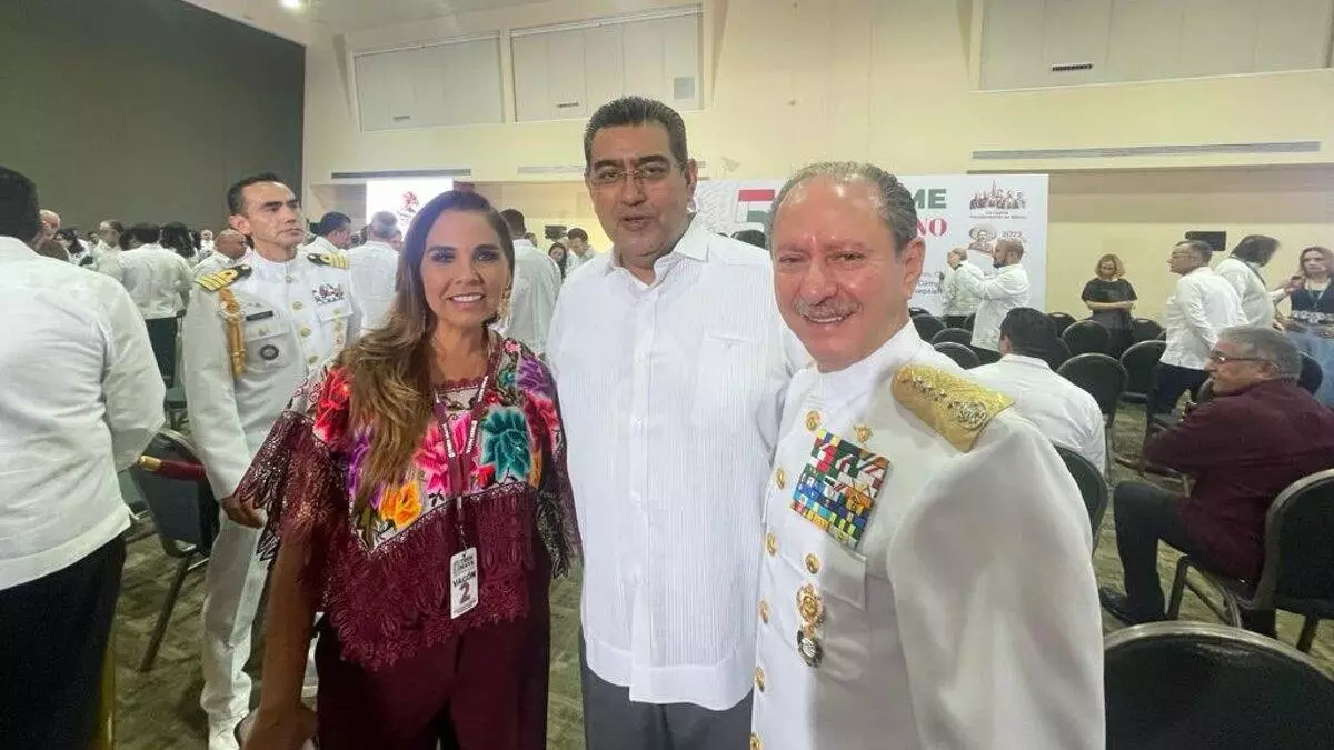 Céspedes Peregrina, presente en el Quinto Informe de AMLO en Campeche