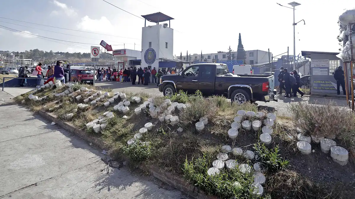 Por seguridad reubican a 32 reos de Puebla en cárceles federales