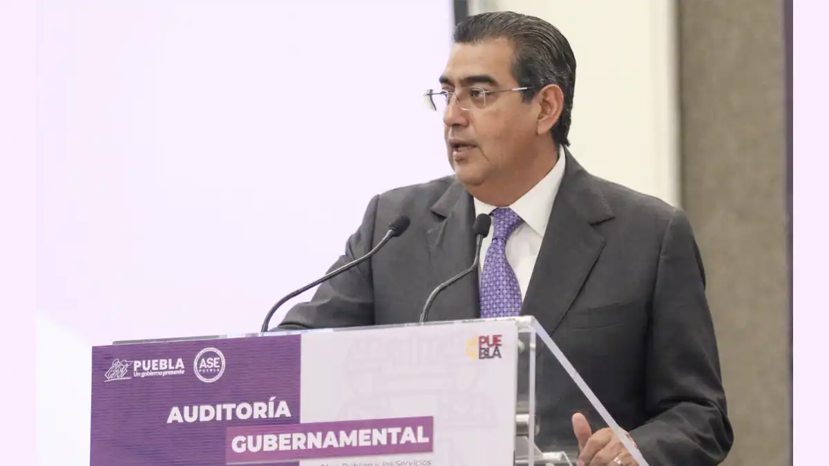 Gobernador de Puebla llama a ediles a manejar responsablemente los recursos públicos