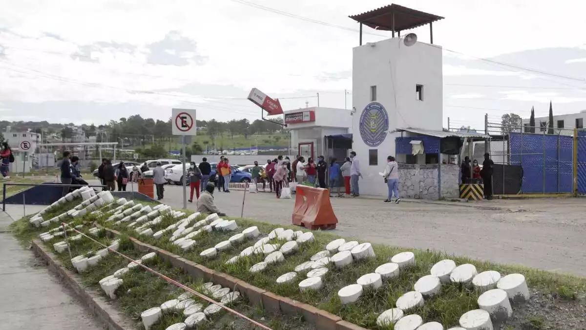 Mil 759 personas en prisión preventiva inician jornada de voto anticipado en Puebla
