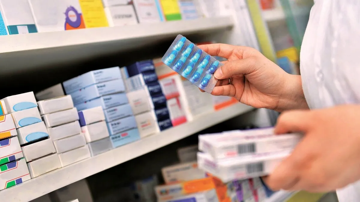 Detectan 7 distribuidores irregulares de medicamentos; uno está en Puebla