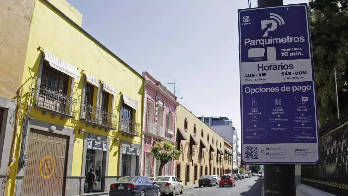 ¿Cuándo se reanuda el cobro de parquímetros en Puebla capital?