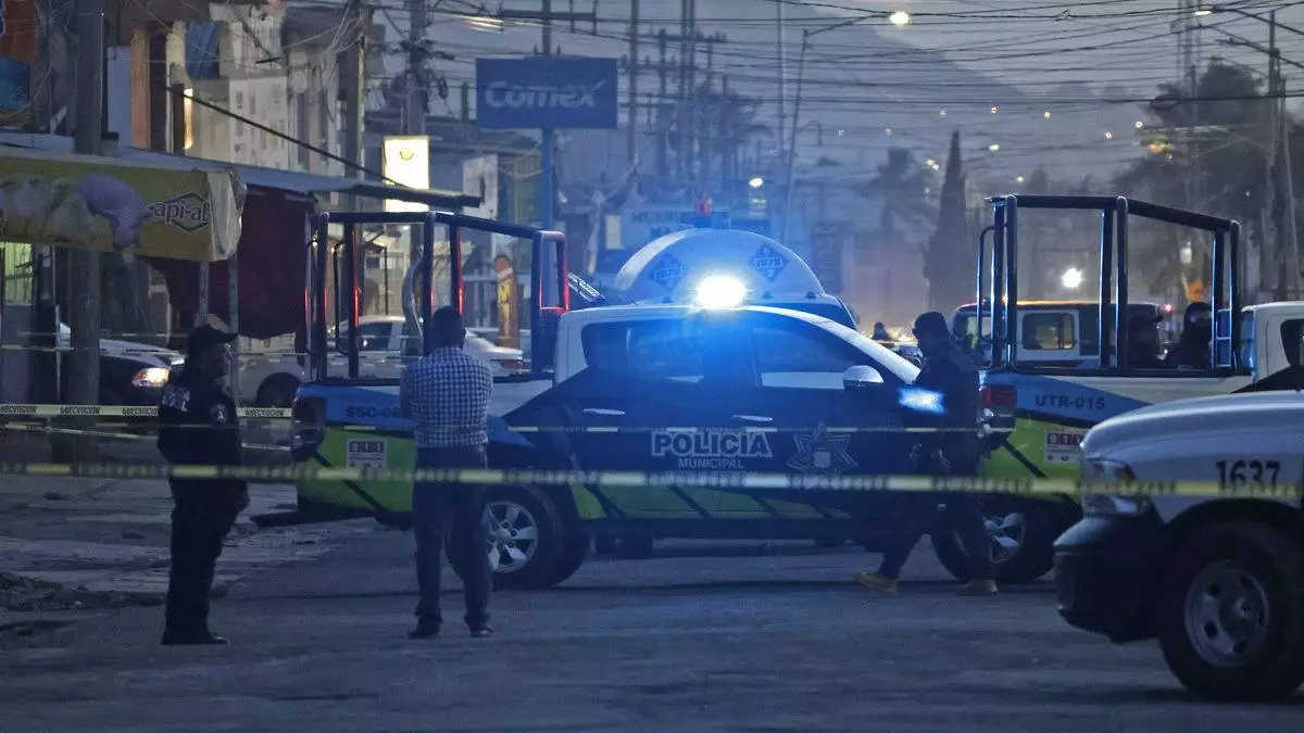 Exhorta gobernador al ayuntamiento de Puebla a "apretar" en materia de seguridad