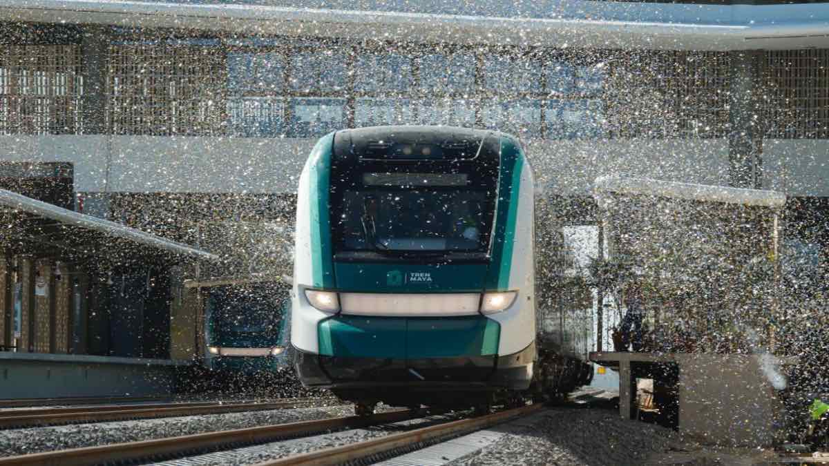 AMLO realiza el recorrido inaugural del Tren Maya