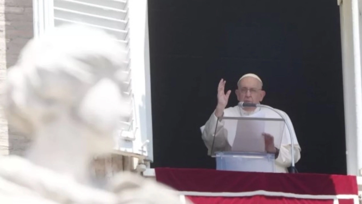 Papa Francisco autoriza dar bendición a parejas del mismo sexo
