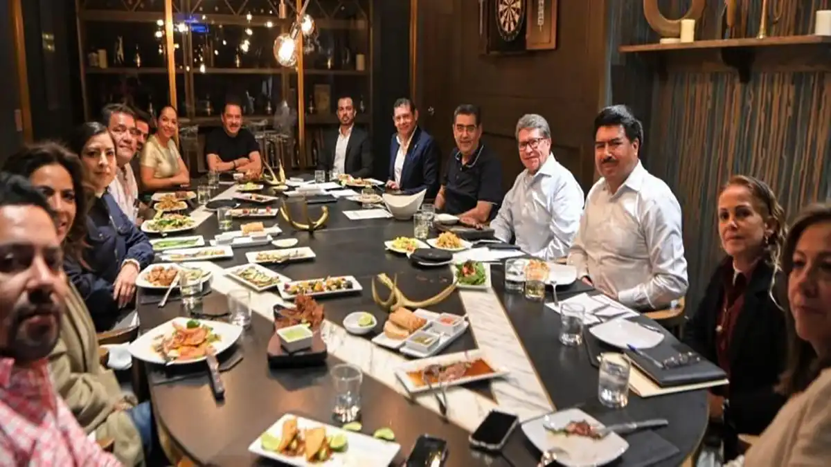 Ricardo Monreal se reunió con Sergio Salomón, Armenta y liderazgos de Morena