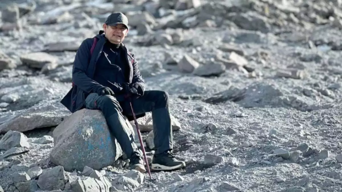 Alejandro Armenta inicia 2024 en la cima de la Malintzi