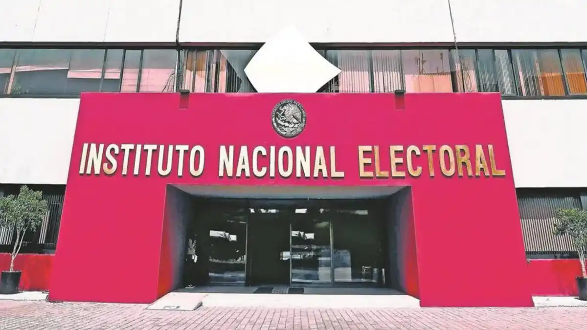 INE define tres debates entre candidatos a la presidencia
