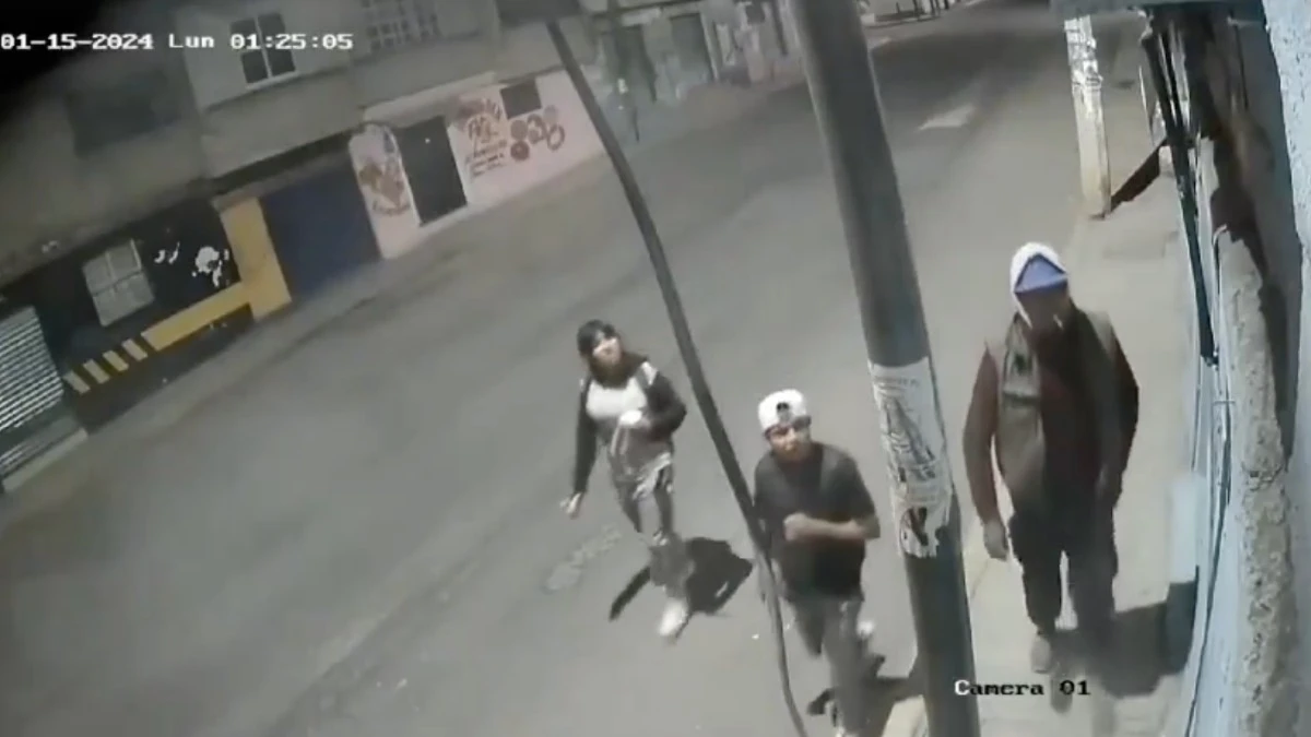 Captan a ladrones de cámaras de seguridad en Puebla capital