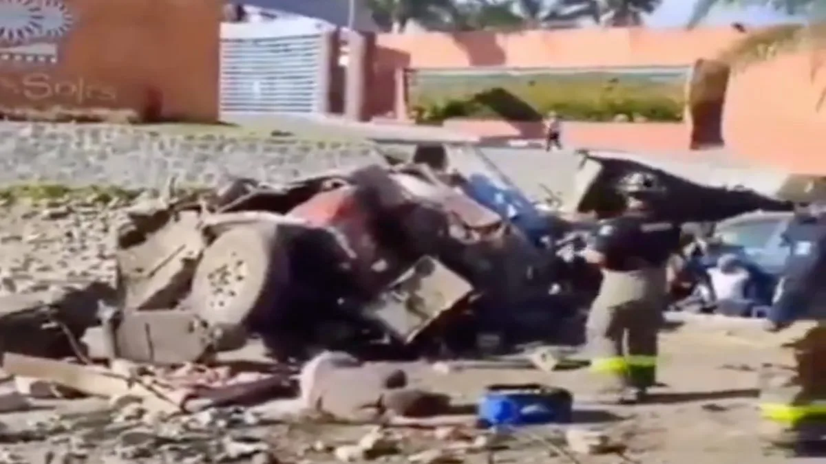 Vuelca camión con blocs de concreto en Atlixco; un muerto y tres heridos