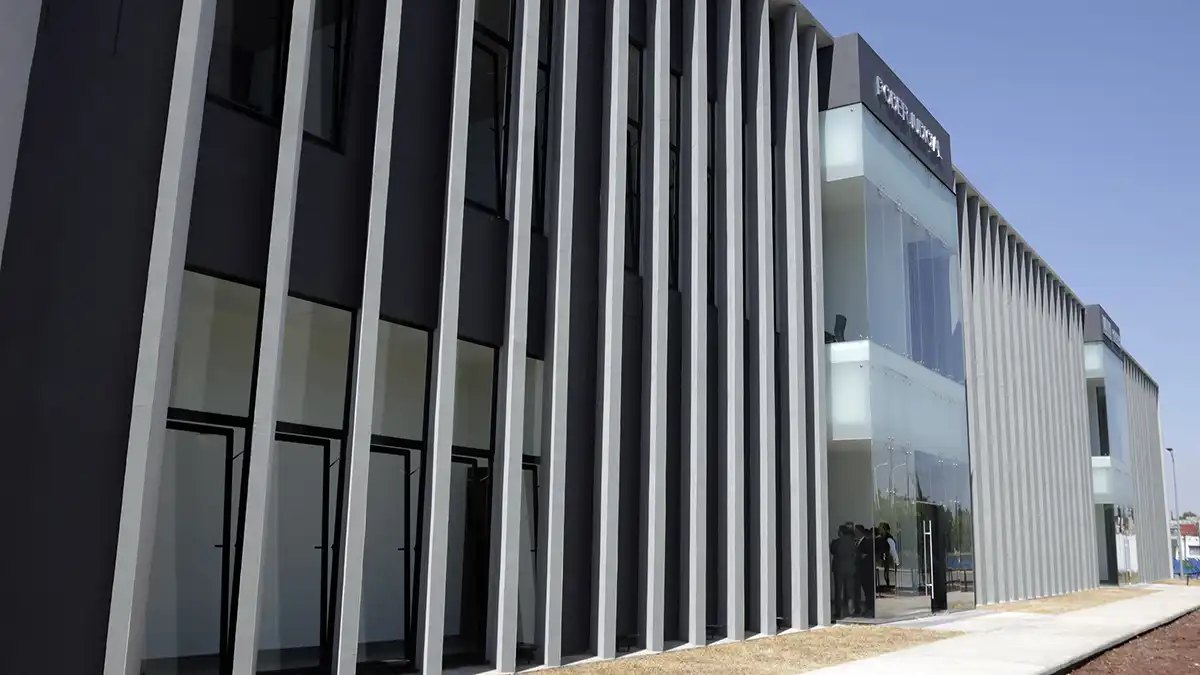 Inauguran edificio sede de los tribunales laborales orales de Puebla