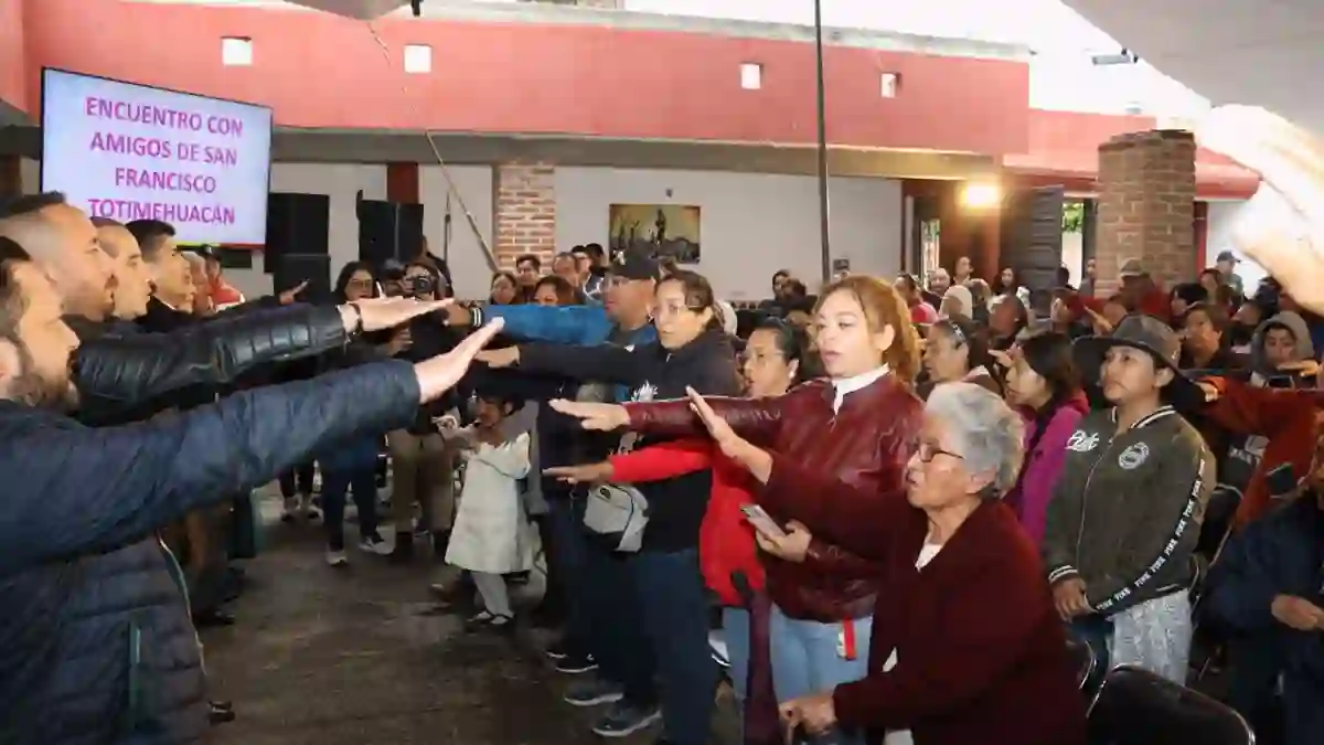 Vecinos de San Francisco Totimehuacan se suman a la estructura panista
