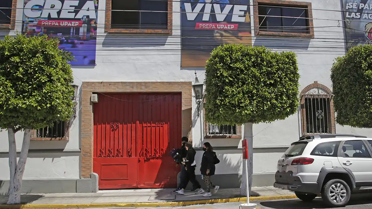Vecinos del Barrio de Santiago avalan peatonalización