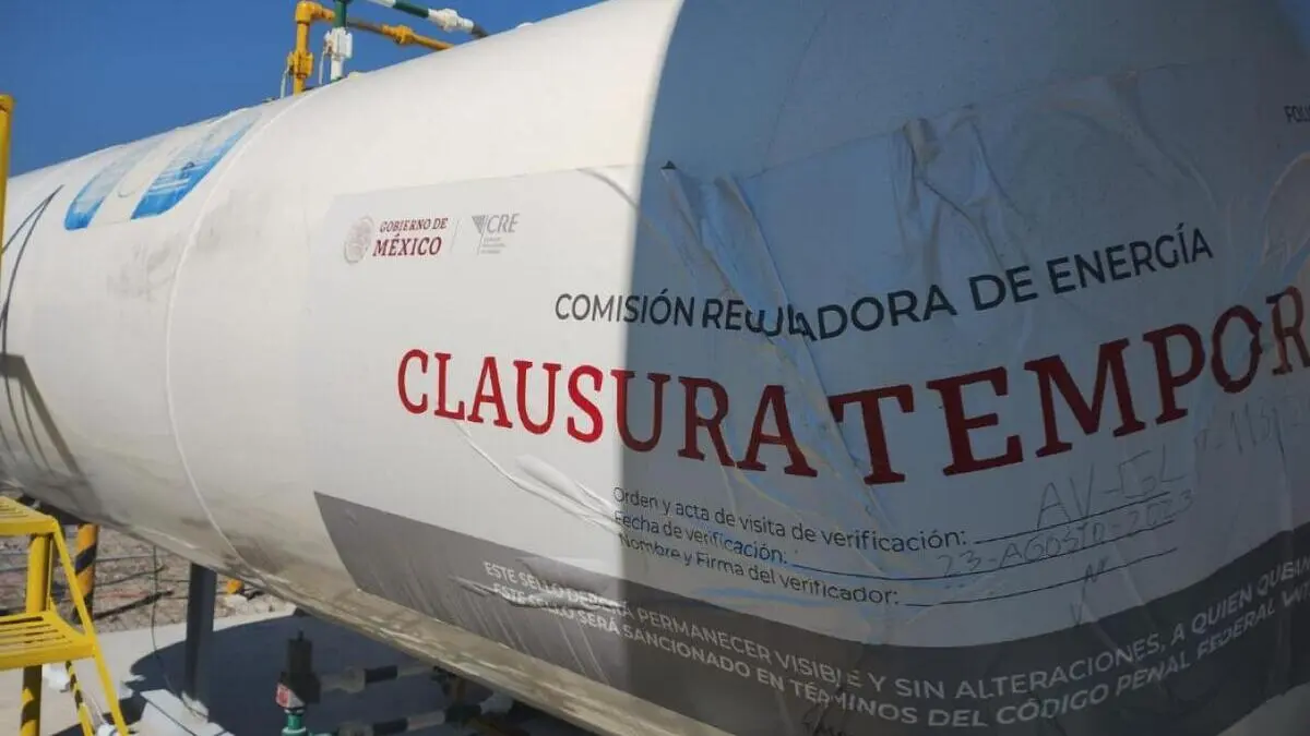 FGR asegura tanque con 3.7 mil litros de gas en Tehuacán