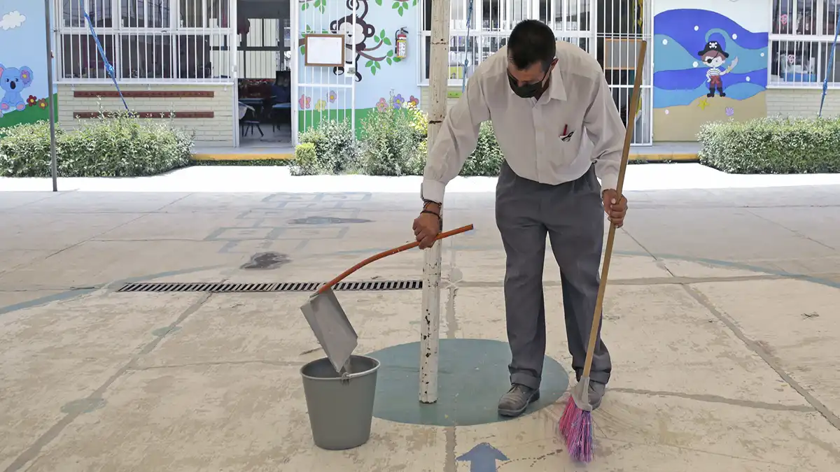 Agua de Puebla pide no arrojar ceniza a los drenajes para evitar taponamientos
