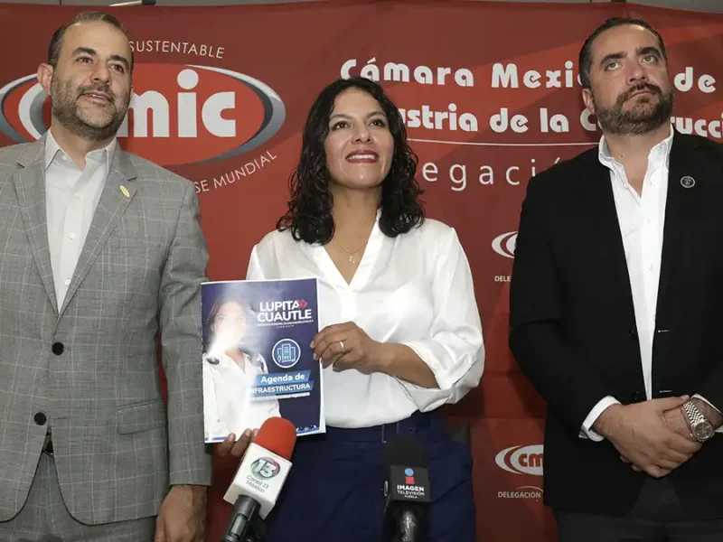 Lupita Cuautle promete 100 obras en San Andrés Cholula