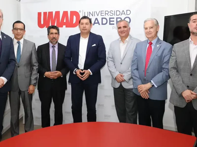Alejandro Armenta se reunió con rectores de la UDLAP, Upaep, Tec de Monterrey, Anáhuac, Ibero y UMAD