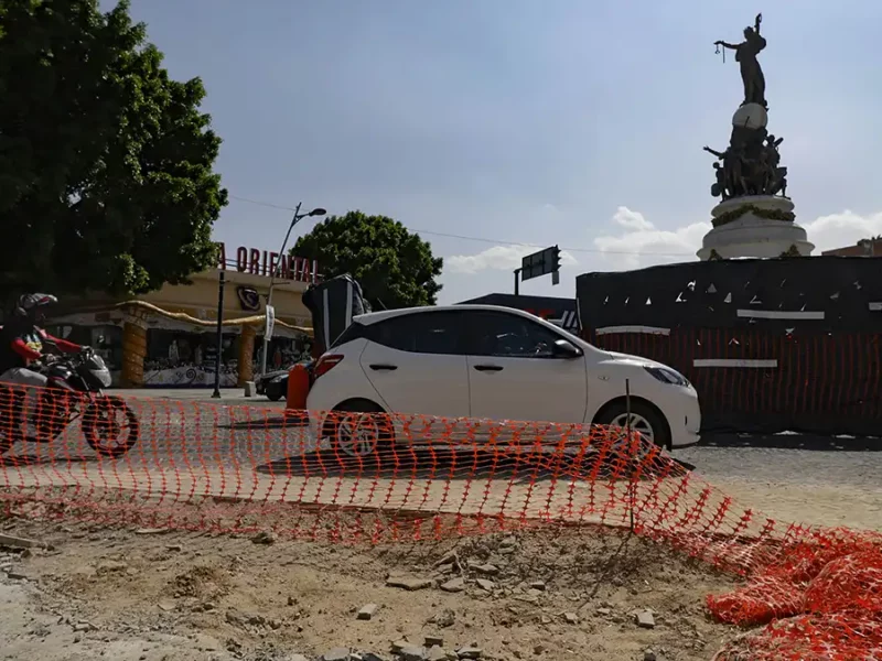 ¿Cuándo acaban las obras en el Barrio de Santiago y la Avenida Juárez?