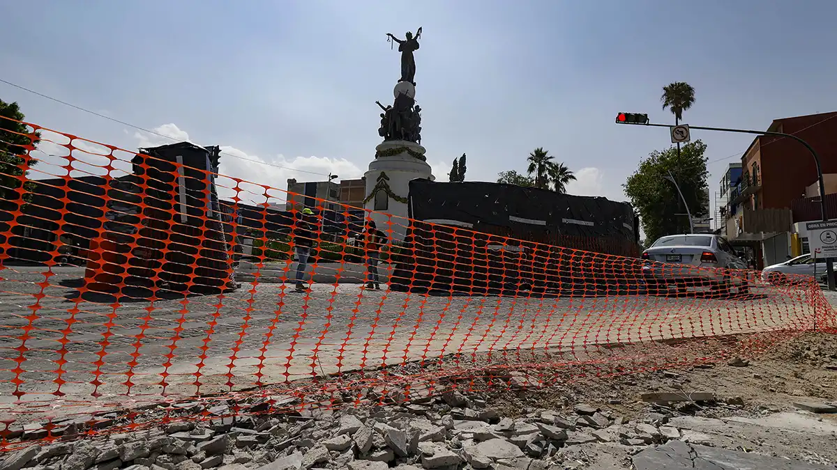¿Cuál es el avance de las obras en la Avenida Juárez?