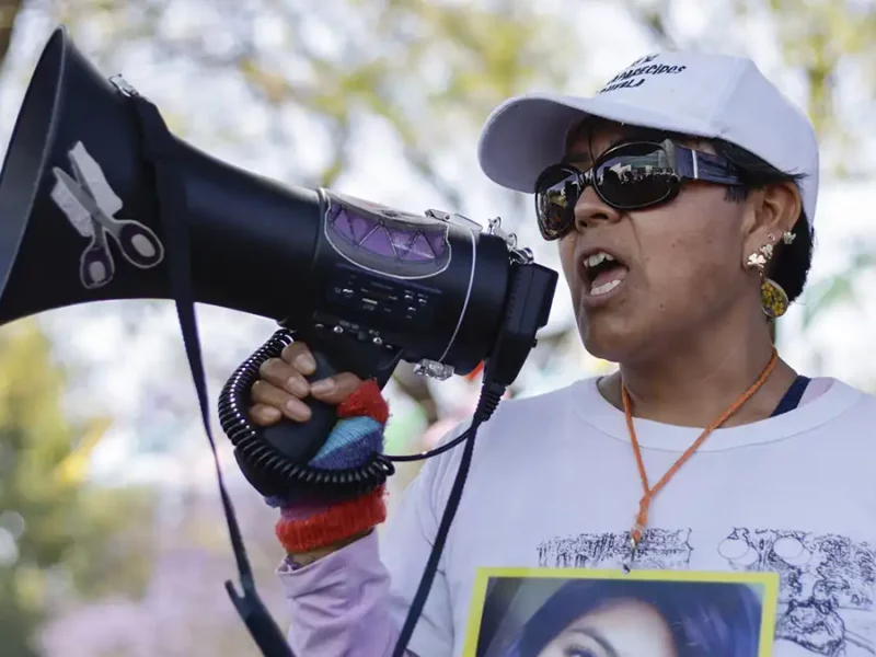 Seis reportes diarios de desaparecidas ante la FGE de Puebla; marzo rompe récord