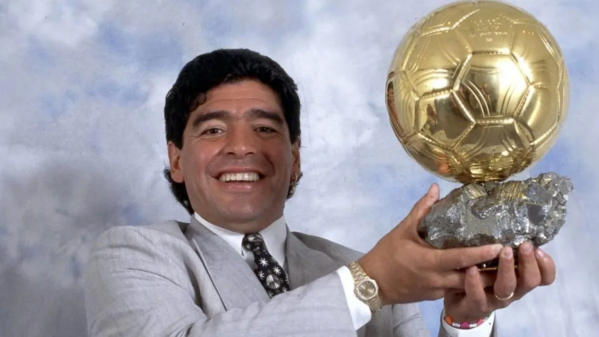 Subastarán Balón de Oro ganado por Maradona en México 86