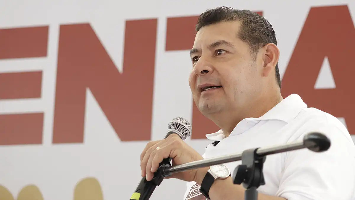 Alejandro Armenta pide a Fiscalía esclarecer irrupción en fraccionamiento de Eduardo Rivera