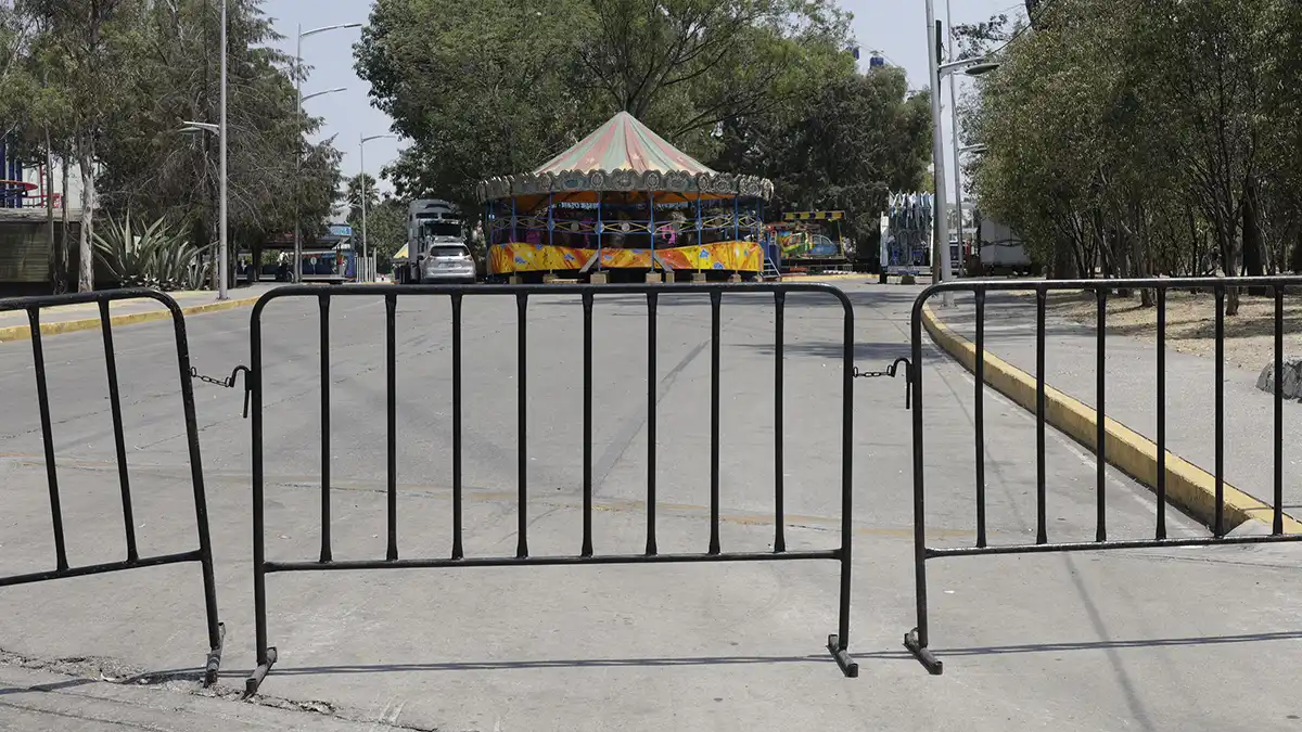 Ayuntamiento de Puebla se lava las manos sobre franeleros en la Feria