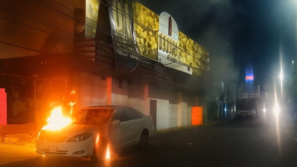5 muertos por incendio en bar La Coss, presuntamente por cobro de piso