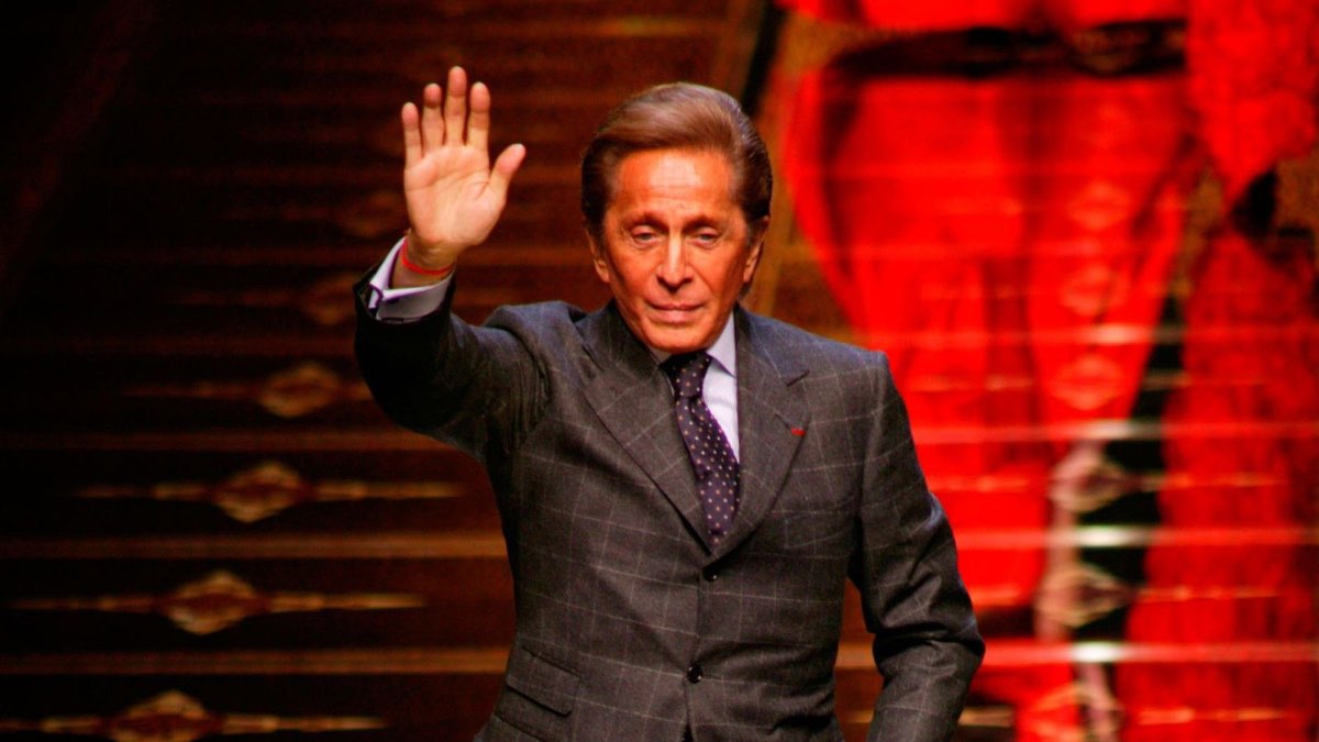 Muere Valentino, diseñador italiano, a los 93 años