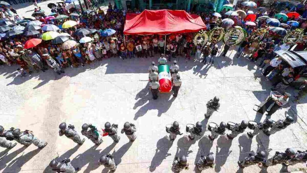 Riden homenaje a sargento poblano de Guardia Nacional caído en operativo vs El Mencho
