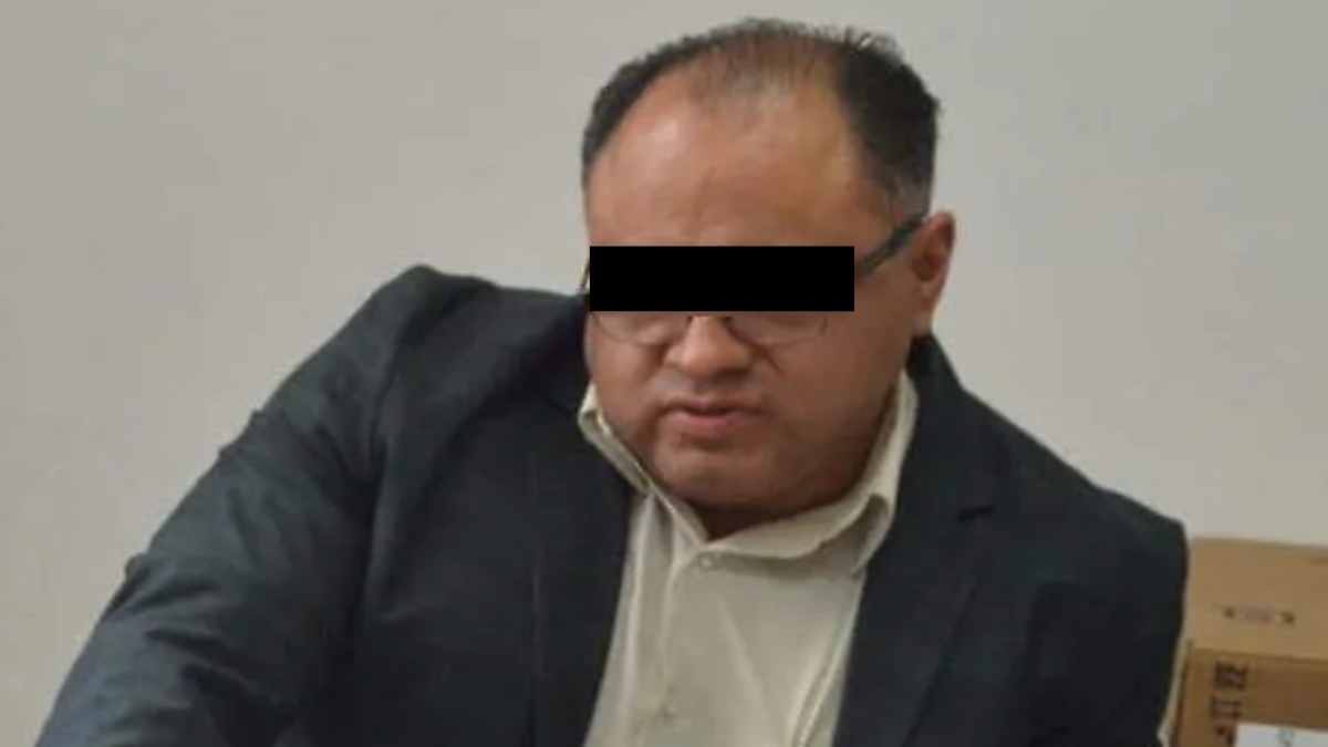 Detienen a ex director de hospital de Huauchinango