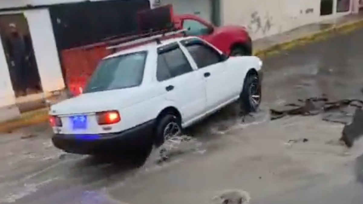 Tromba dejó hundimiento y colapsó drenaje en Puebla capital